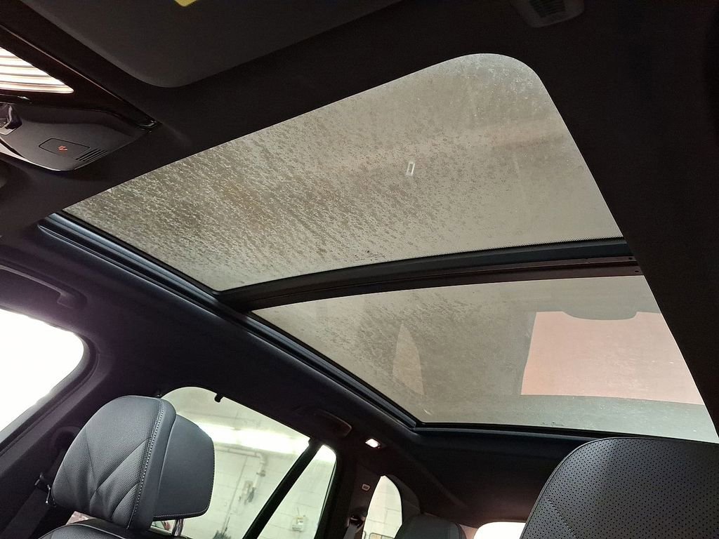 Used 2025 BMW X5 xDrive40i w/ Premium Package image 16