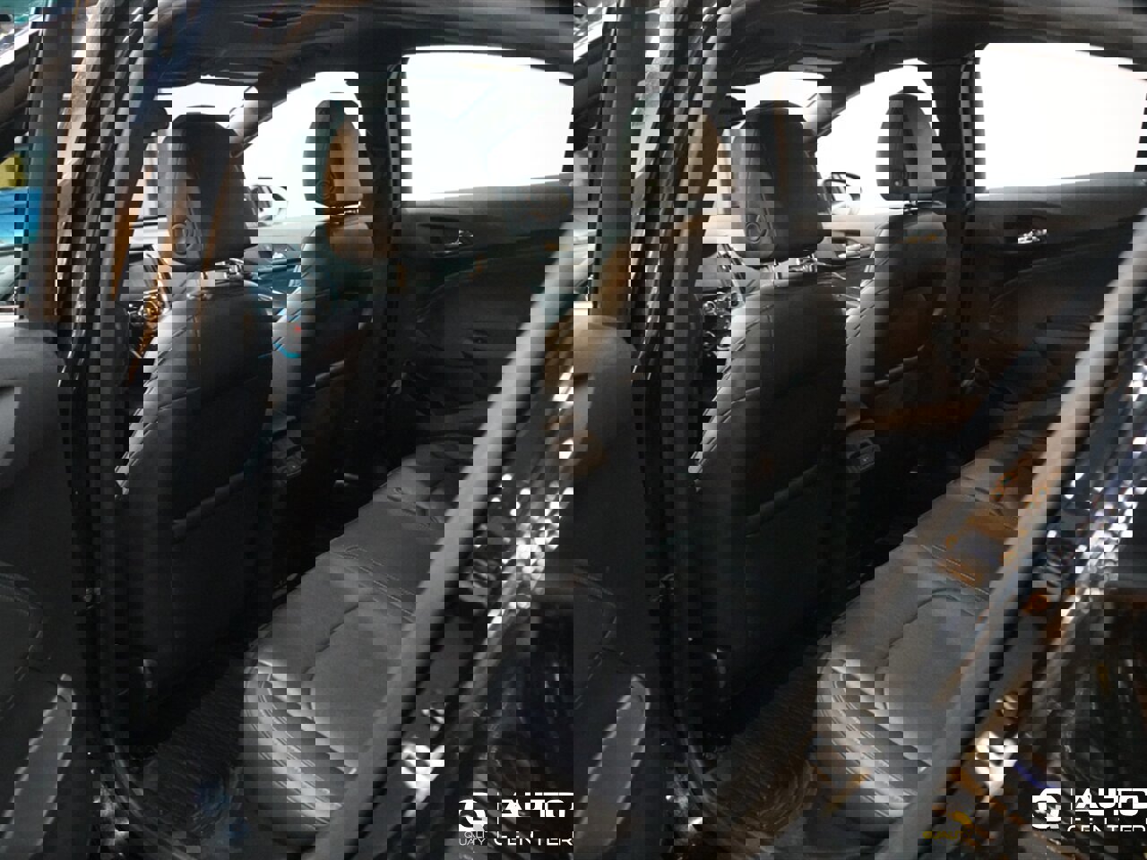 Used 2017 Chevrolet Cruze Premier image 24