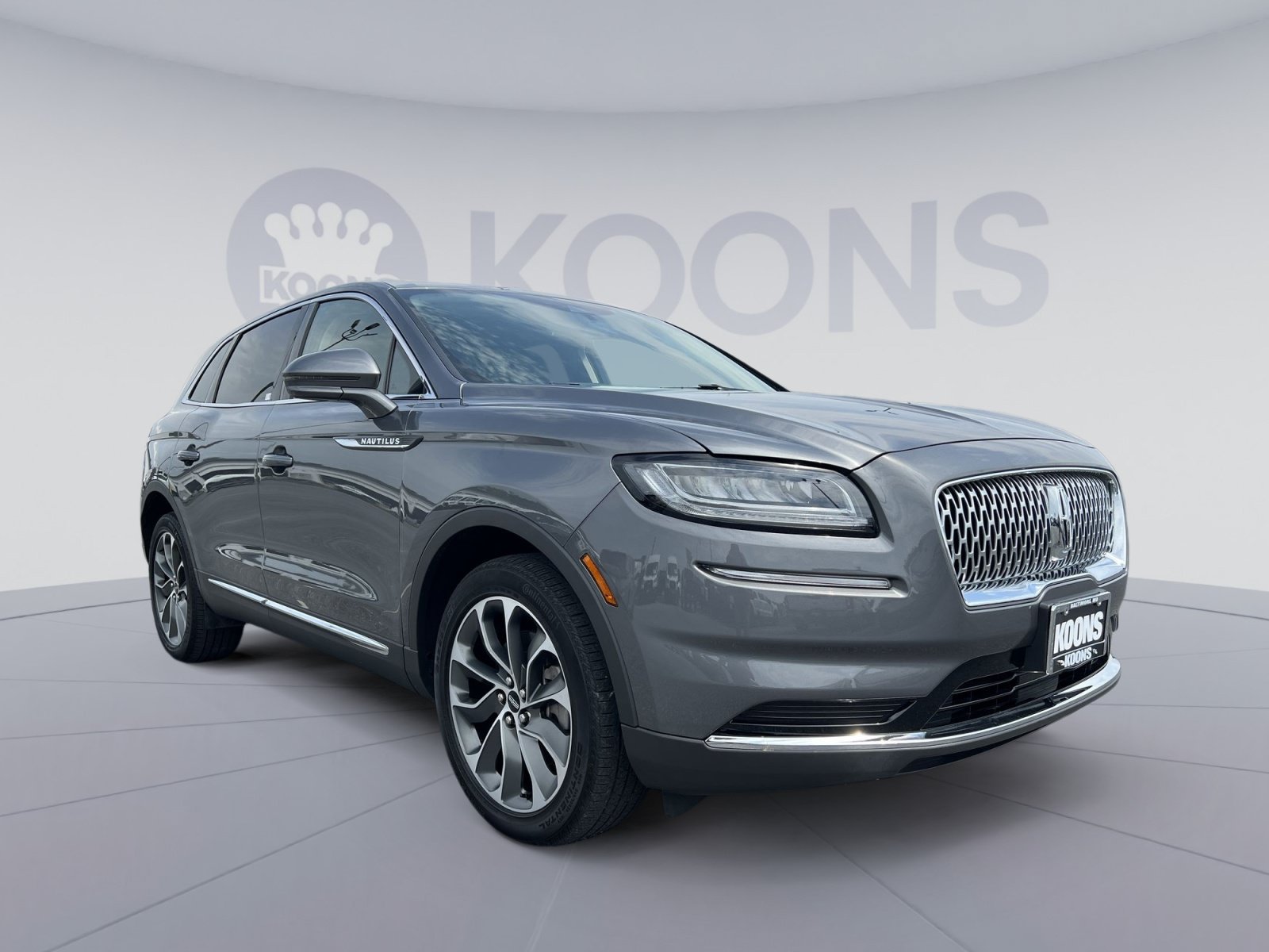 Used 2023 Lincoln Nautilus Reserve AWD/4WD image 10