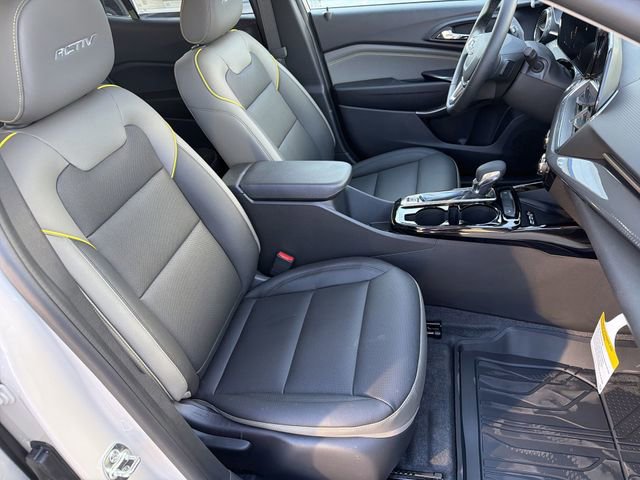 New 2026 Chevrolet Trax ACTIV w/ Sunroof Package image 25
