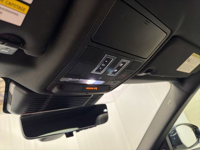 Used 2021 Land Rover Range Rover Evoque R-Dynamic HSE AWD/4WD image 21