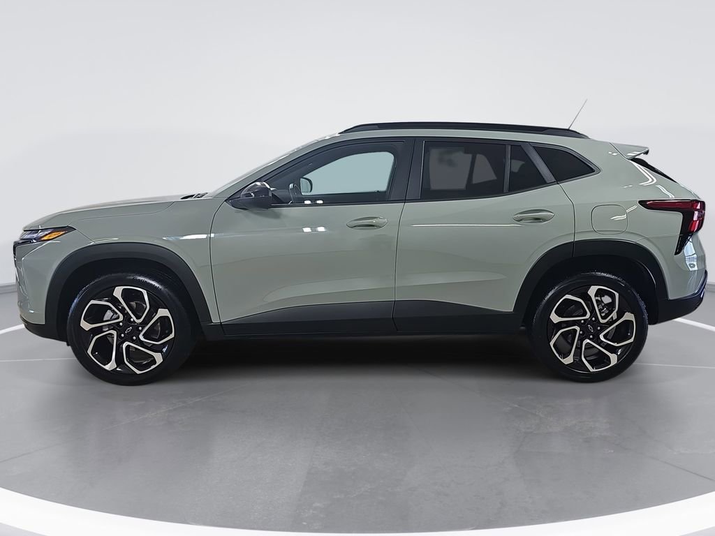 Certified 2024 Chevrolet Trax RS w/ Driver Confidence Package image 7