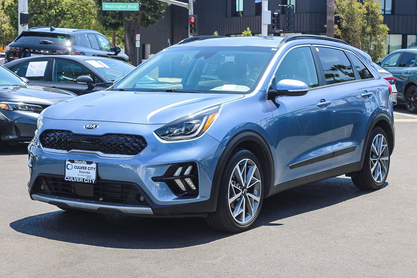 Used 2021 Kia Niro FWD image 3