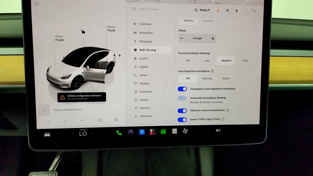 Used 2025 Tesla Model Y Long Range AWD/4WD image 21