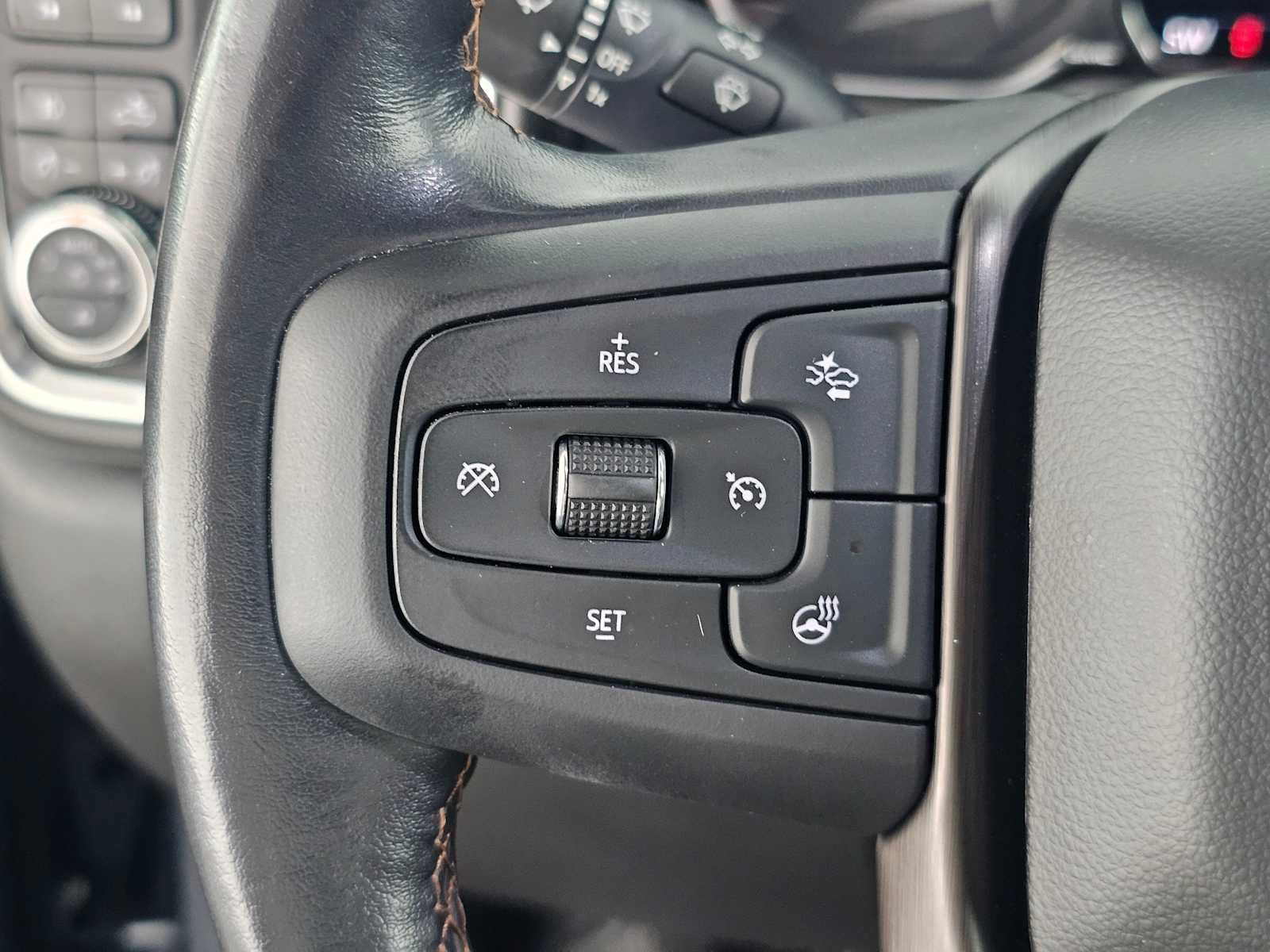 Used 2022 GMC Sierra 1500 AT4 w/ AT4 Premium Package image 26