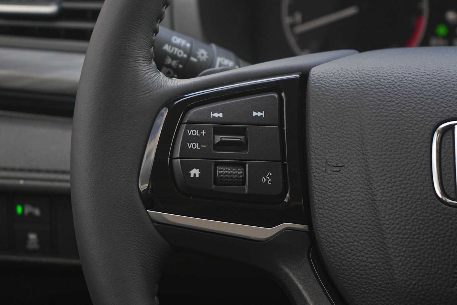 Certified 2026 Honda Odyssey Elite image 17