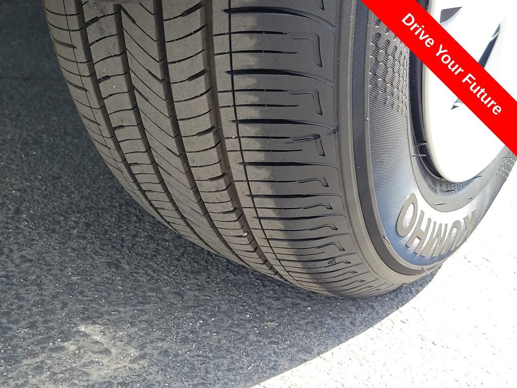 Used 2025 Nissan Versa S w/ Trunk Package FWD image 27