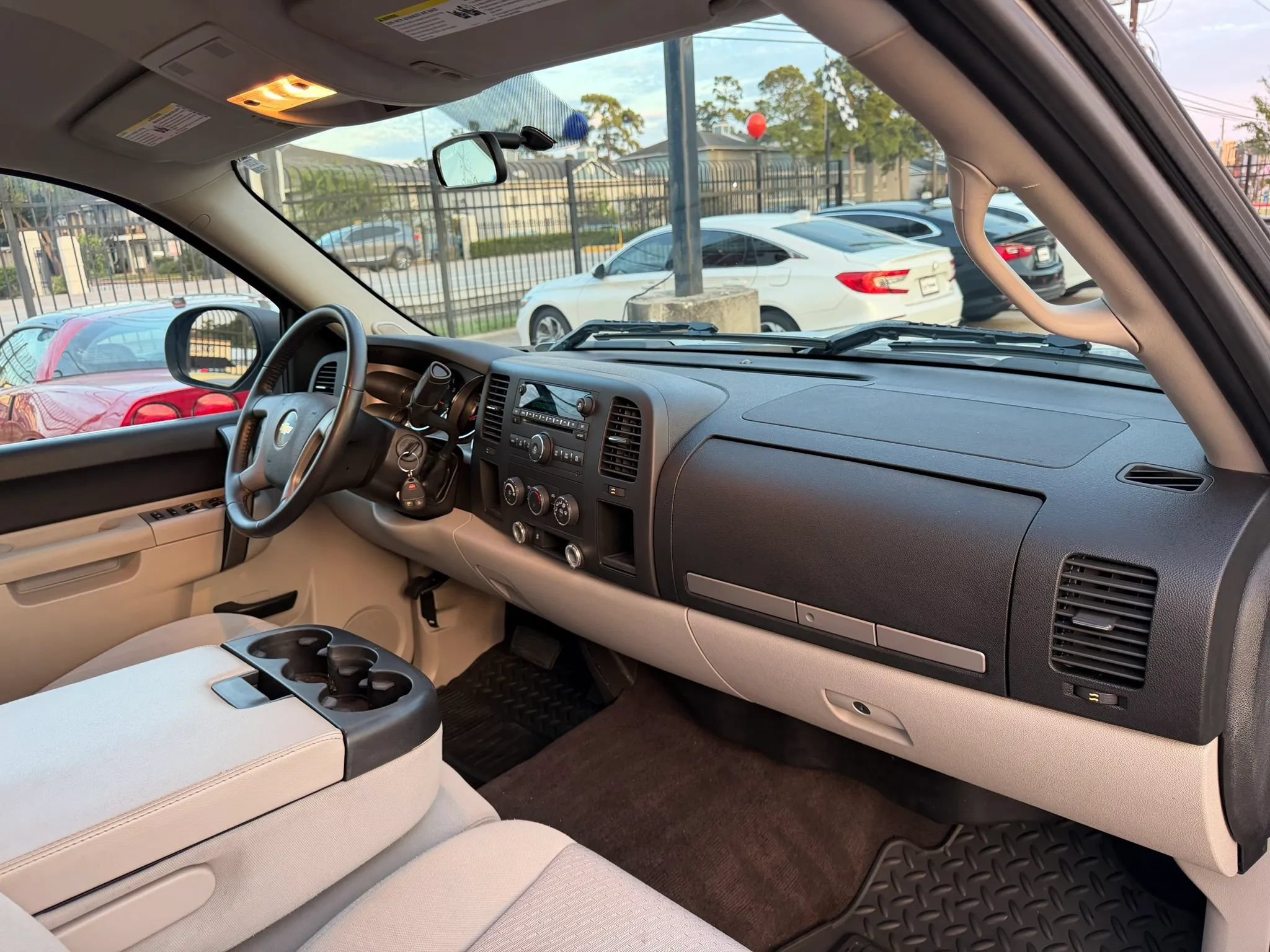 Used 2011 Chevrolet Silverado 1500 LT RWD image 23