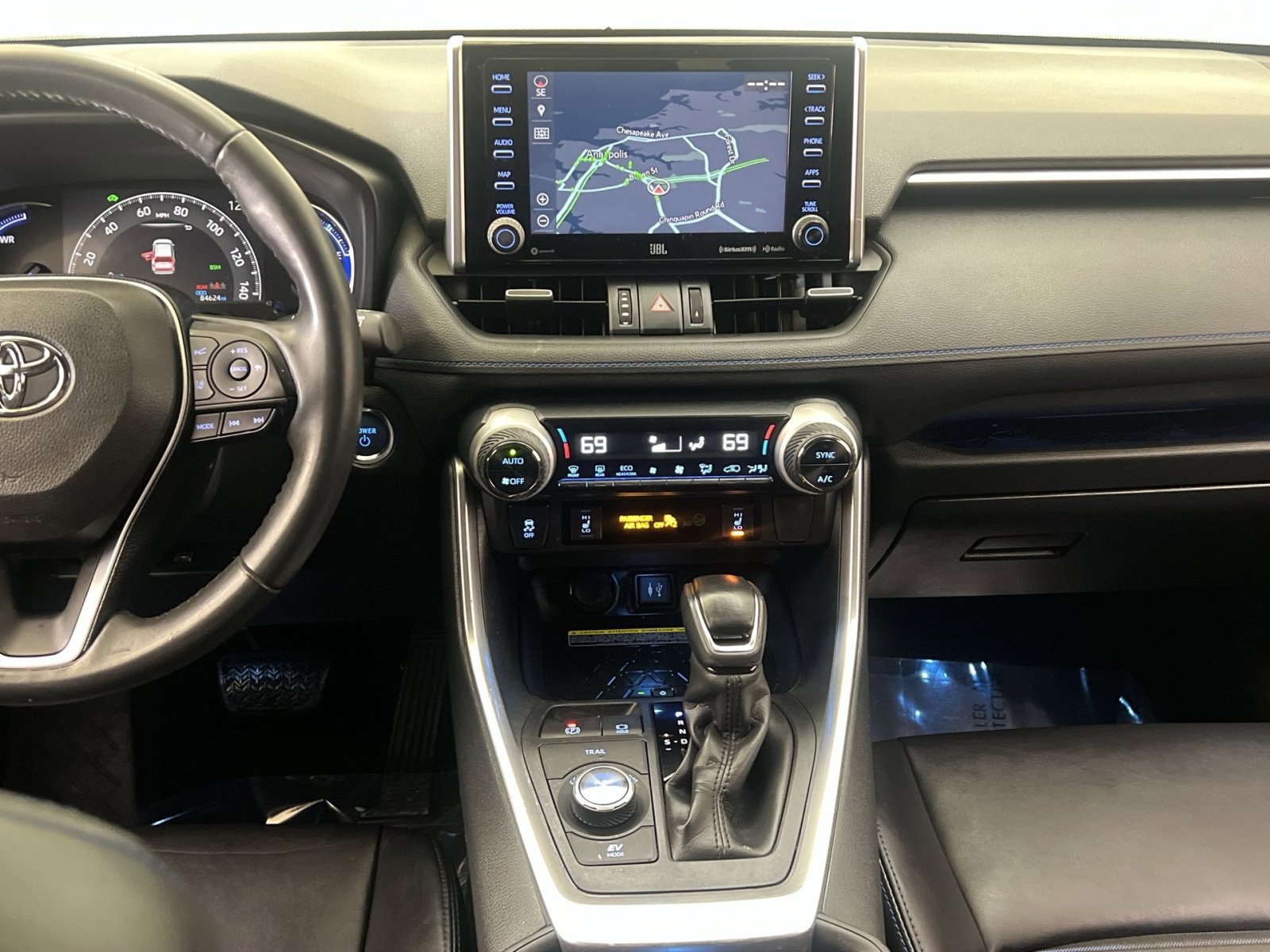 Used 2019 Toyota RAV4 XSE image 31