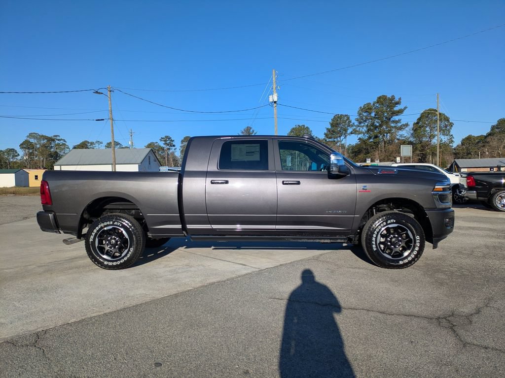 New 2026 RAM 3500 Laramie AWD/4WD image 5