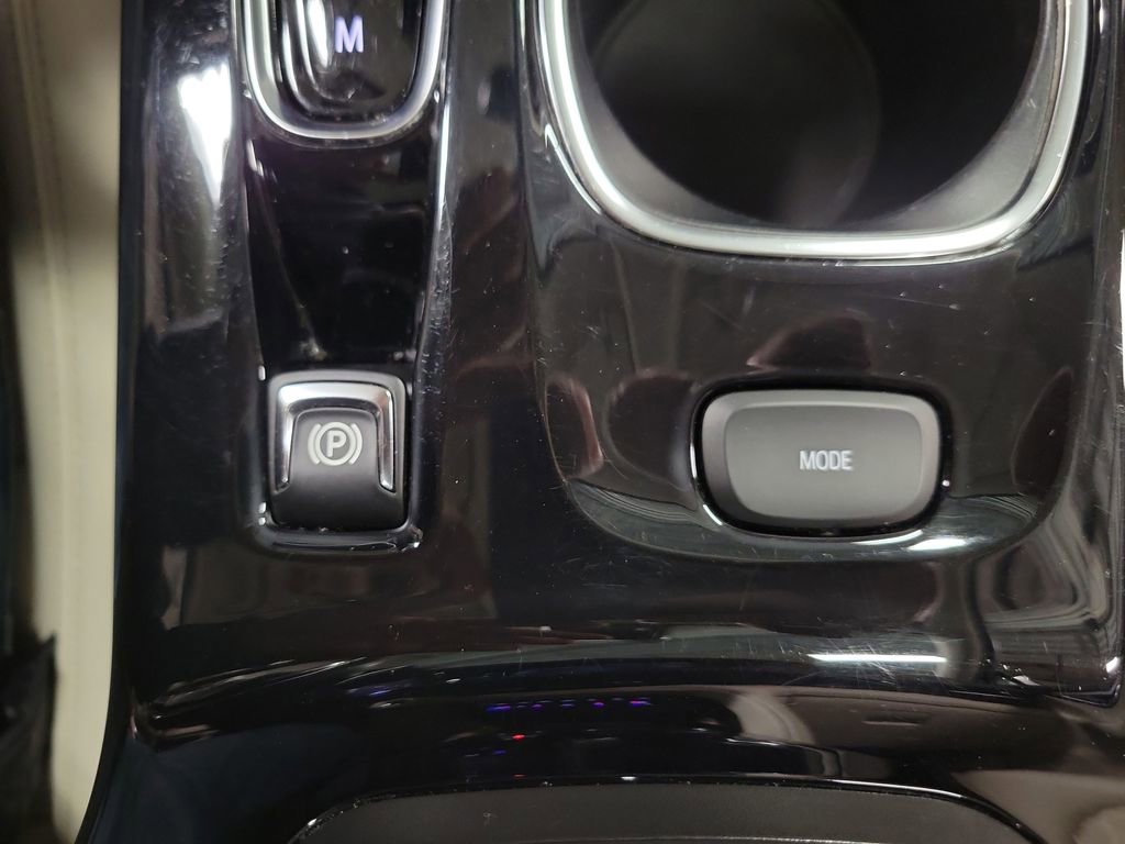 Used 2022 Buick Envision Avenir w/ Technology Package II FWD image 16