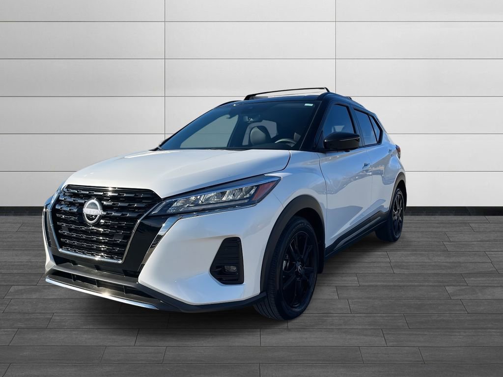Used 2024 Nissan Kicks SR w/ SR Premium Package image 6
