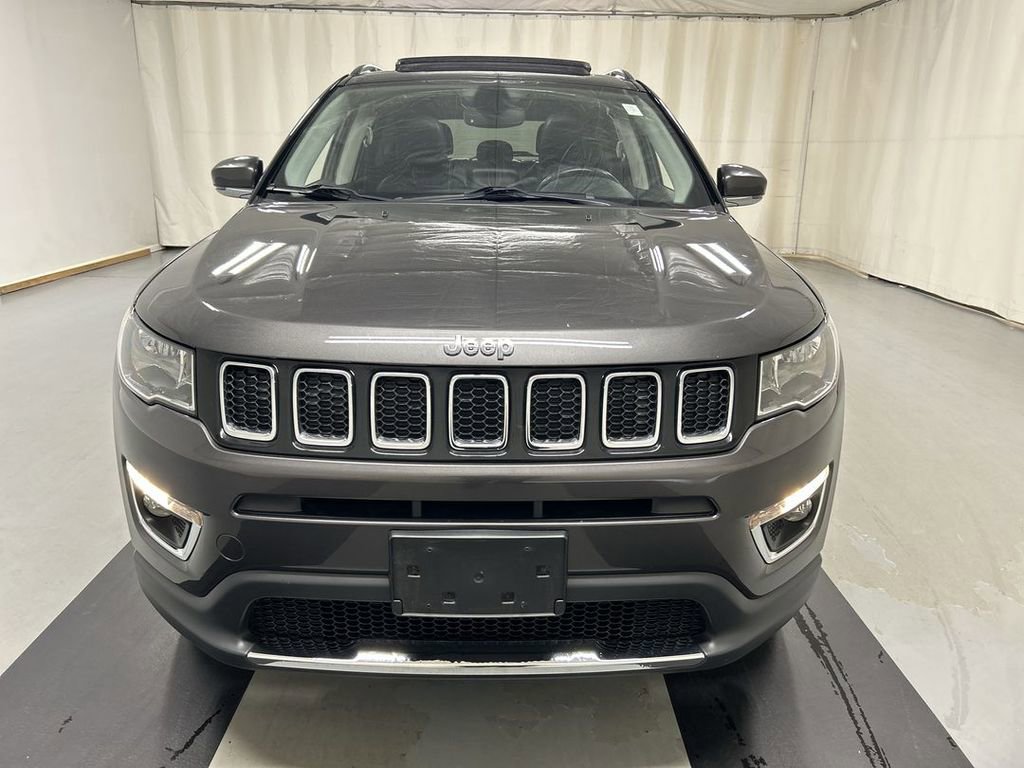 Used 2018 Jeep Compass Limited image 3