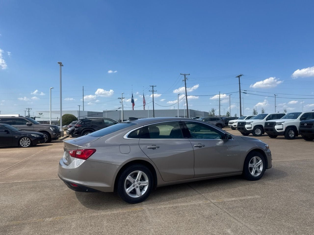 Used 2025 Chevrolet Malibu LS FWD image 26