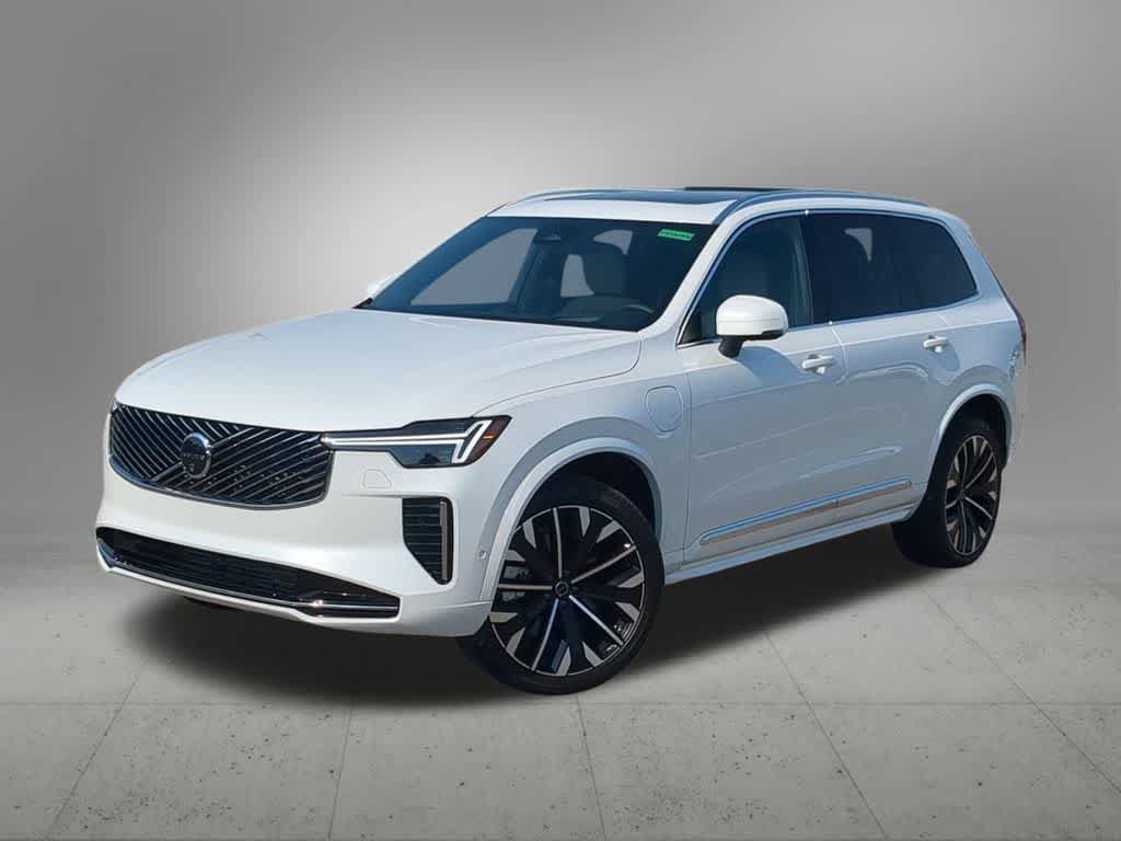 Certified 2026 Volvo XC90 T8 Ultra AWD/4WD image 1