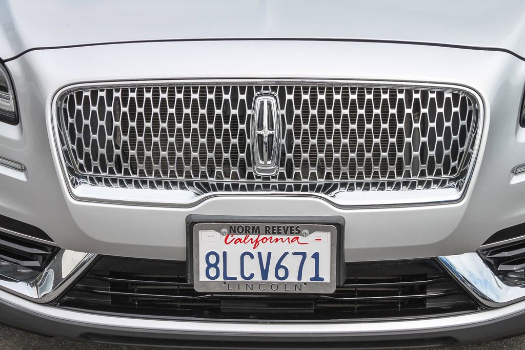 Used 2019 Lincoln Nautilus Select w/ Cargo Utility Package image 6