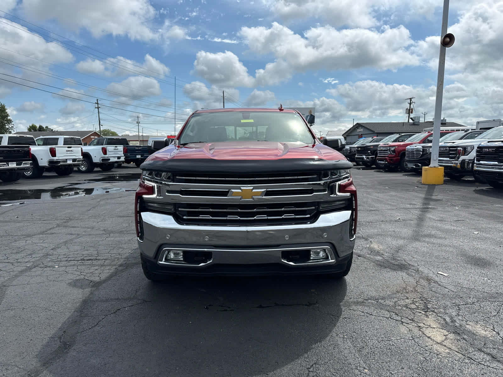 Certified 2021 Chevrolet Silverado 1500 LTZ w/ Z71 Off-Road Package AWD/4WD image 8