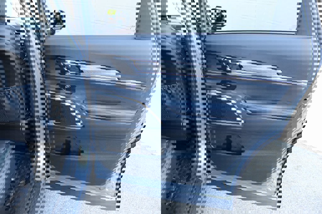 Used 2022 Kia Telluride EX image 24