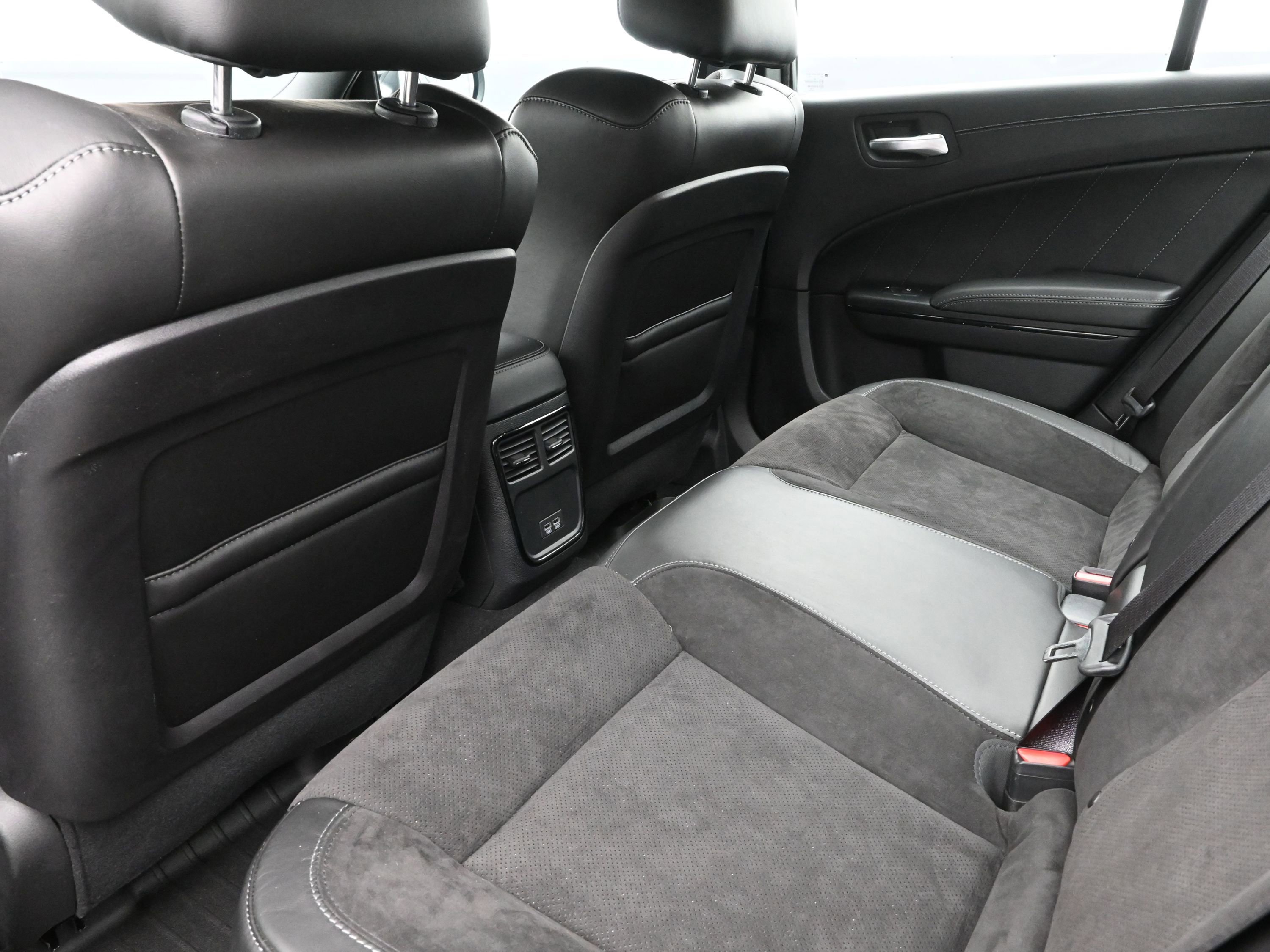 Used 2023 Dodge Charger R/T w/ Plus Group image 20