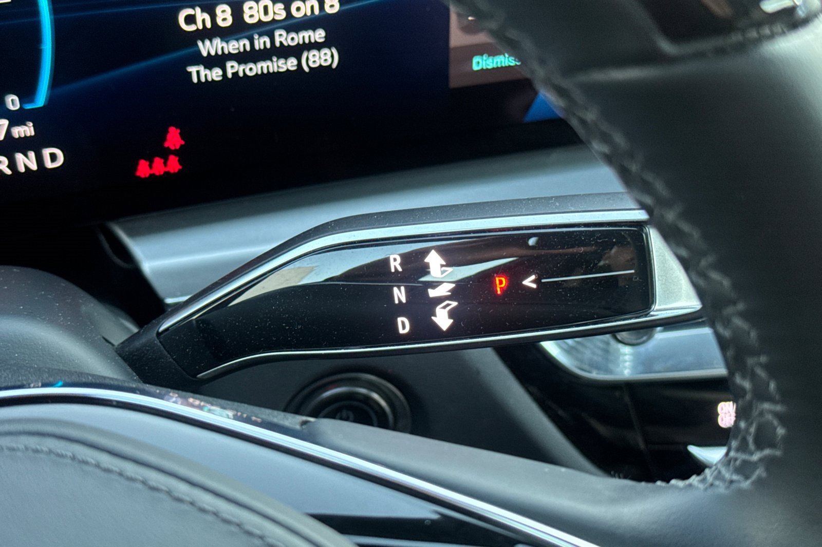 Certified 2025 Cadillac Lyriq Luxury w/ Nappa Leather Package image 29