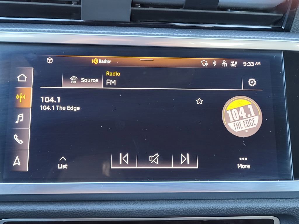 Used 2023 Audi Q3 2.0T Premium Plus w/ Premium Plus Package image 20