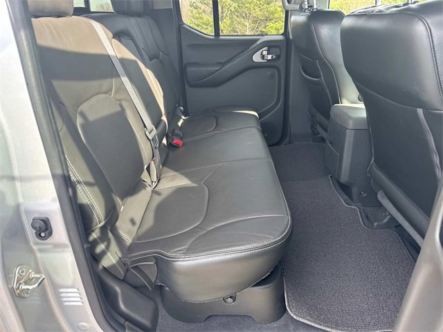 Used 2020 Nissan Frontier PRO-4X image 24