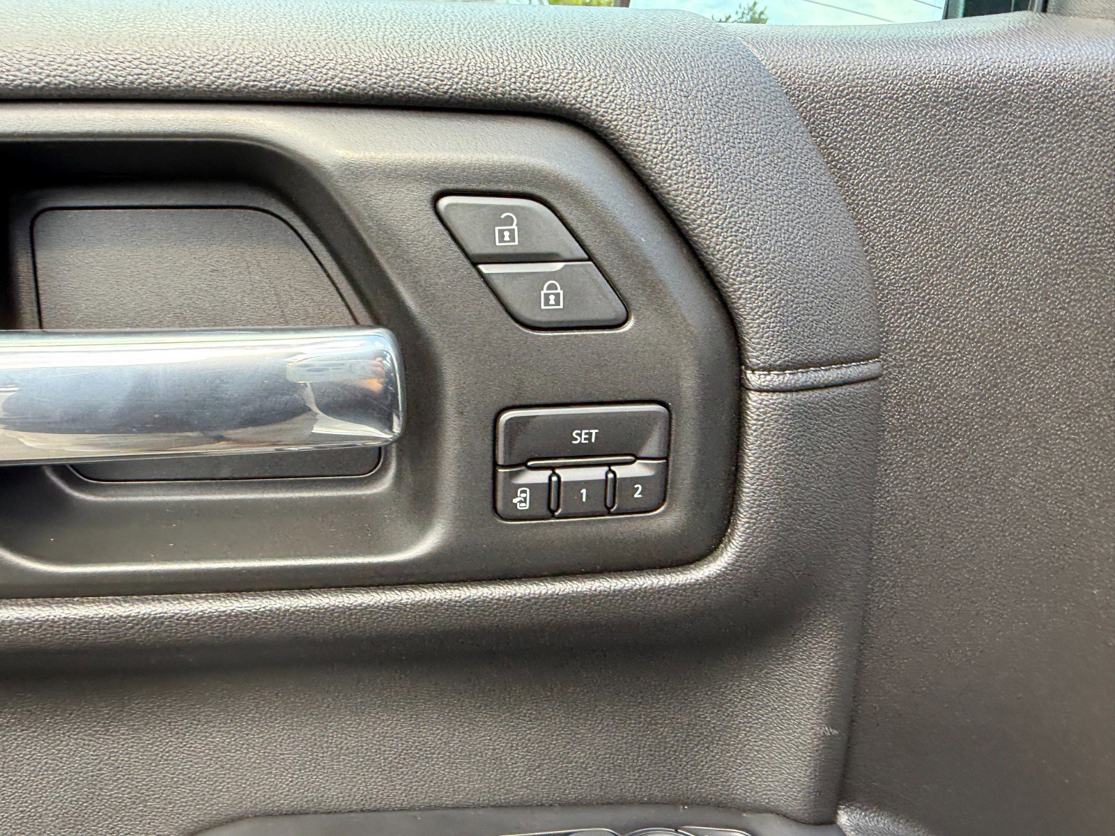 Certified 2020 GMC Sierra 1500 Denali w/ Denali Ultimate Package image 27