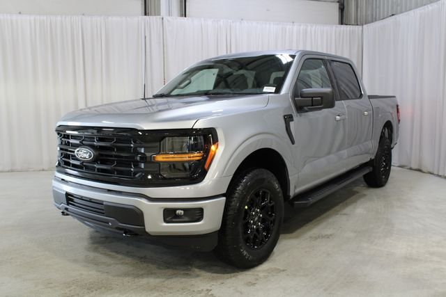 New 2026 Ford F150 XLT w/ XLT Black Appearance Package AWD/4WD image 71
