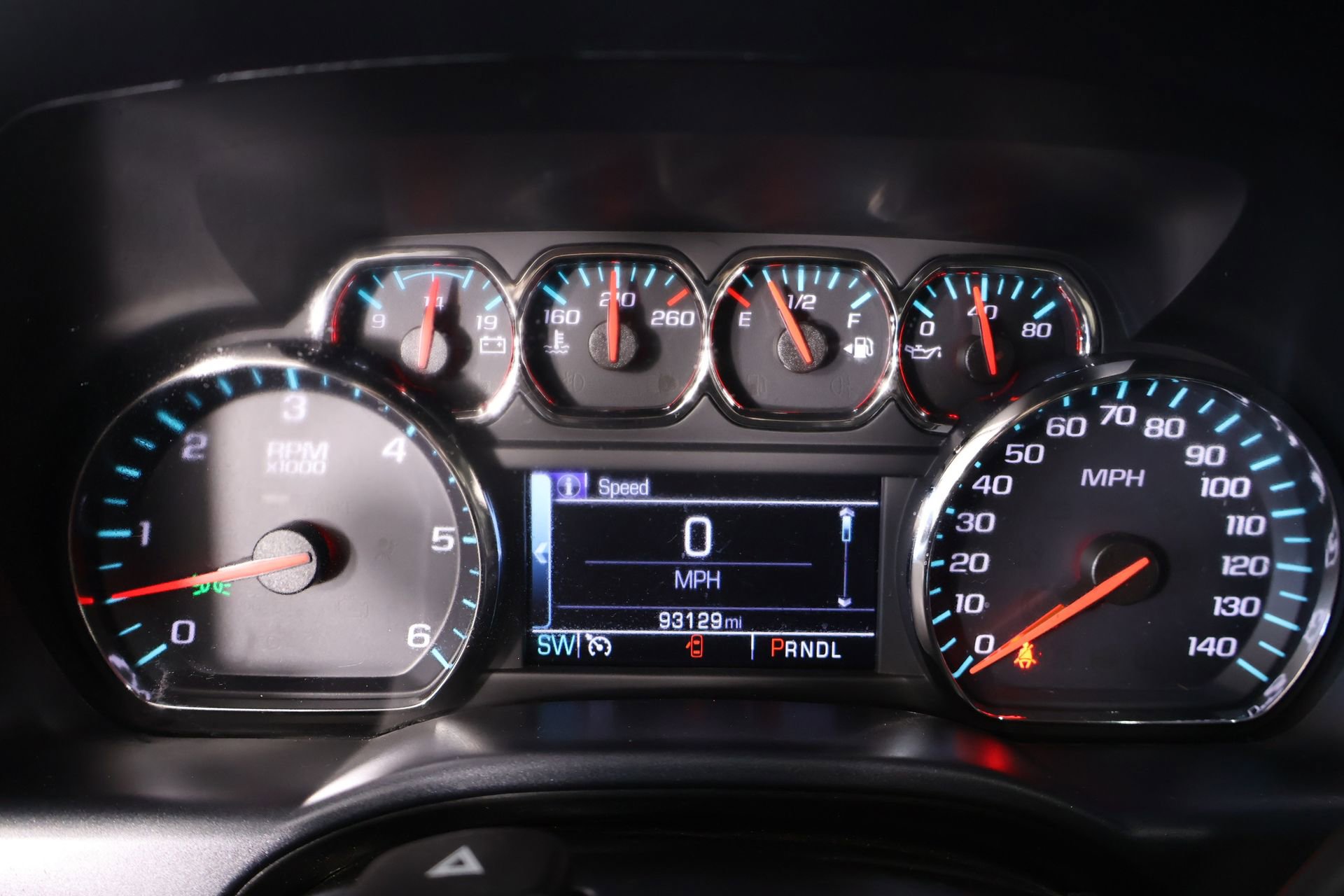 Used 2018 Chevrolet Silverado 1500 LT w/ All Star Edition image 4