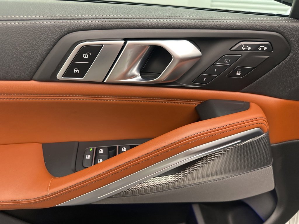 Used 2022 BMW X6 M50i w/ Executive Package image 27