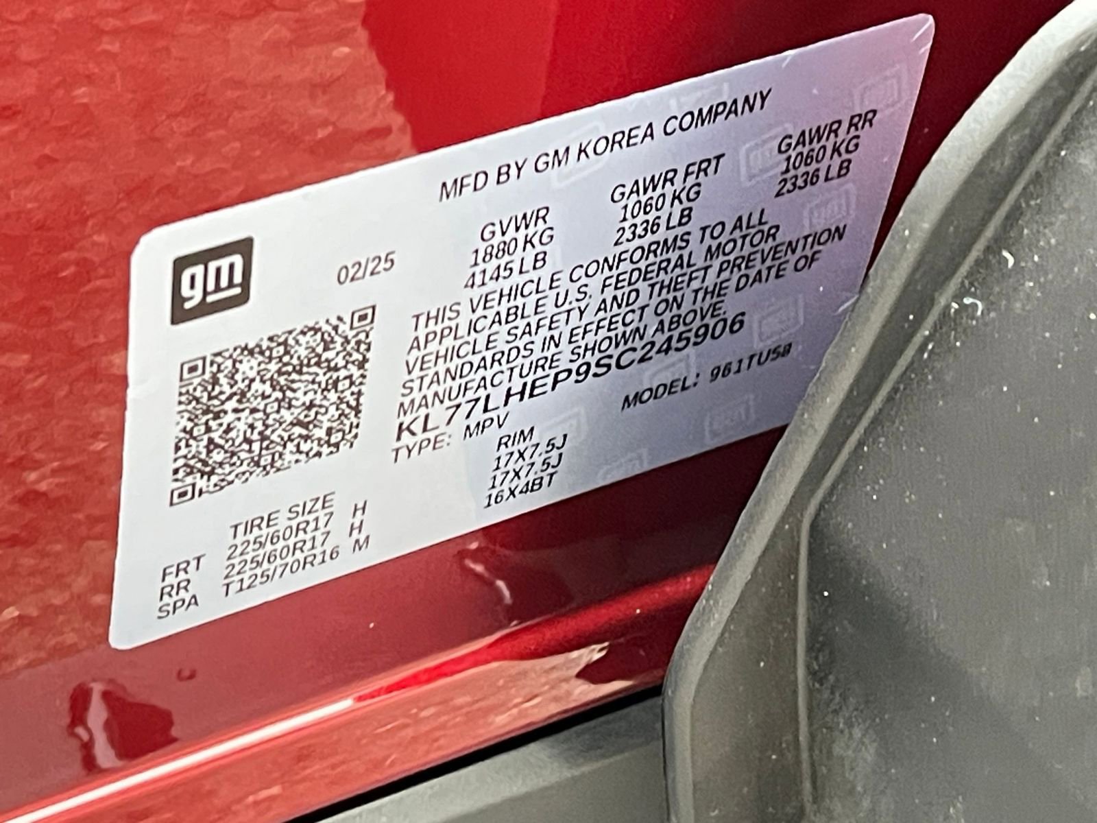 Used 2025 Chevrolet Trax LT image 27