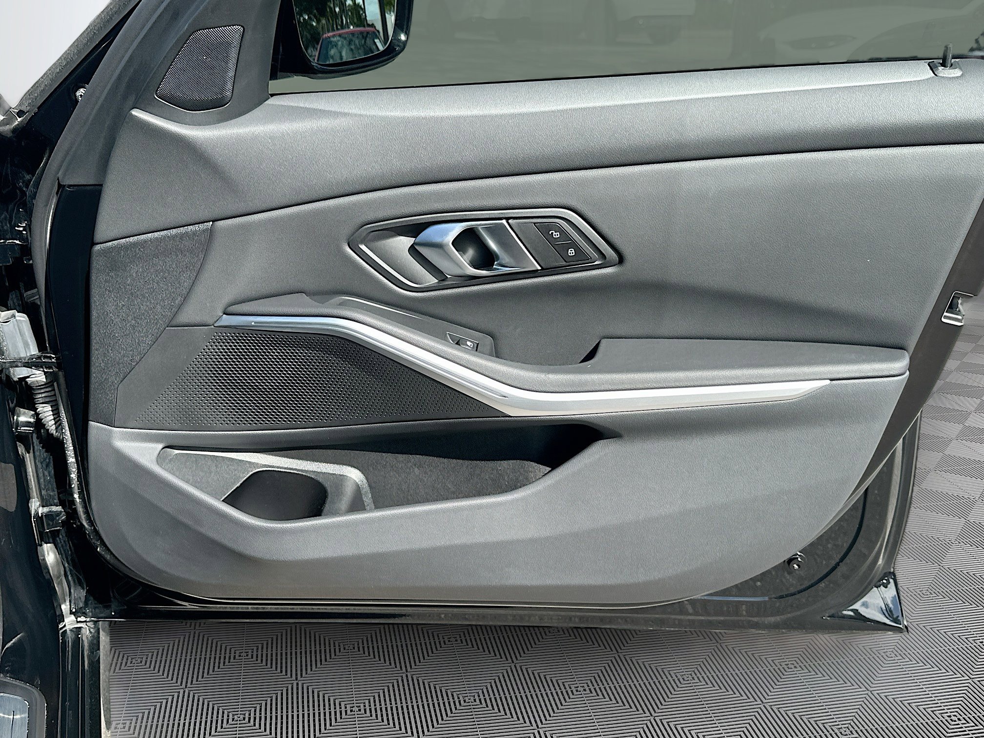 Certified 2024 BMW 330i Sedan w/ Convenience Package image 36