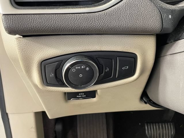Used 2017 Lincoln MKZ Reserve FWD image 13