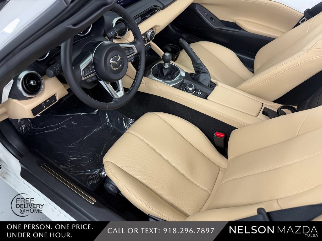 New 2026 MAZDA MX-5 Miata RF Grand Touring RWD image 23