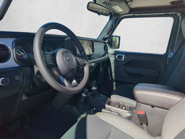 New 2026 Jeep Gladiator Sport AWD/4WD image 2