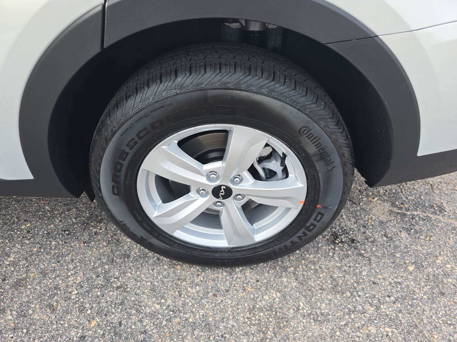 New 2026 Kia Sorento LX FWD image 35