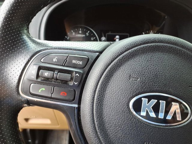 Used 2018 Kia Sportage SX image 10