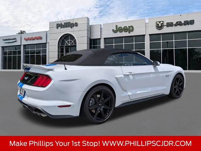 Used 2022 Ford Mustang GT Premium w/ Equipment Group 401A RWD image 3