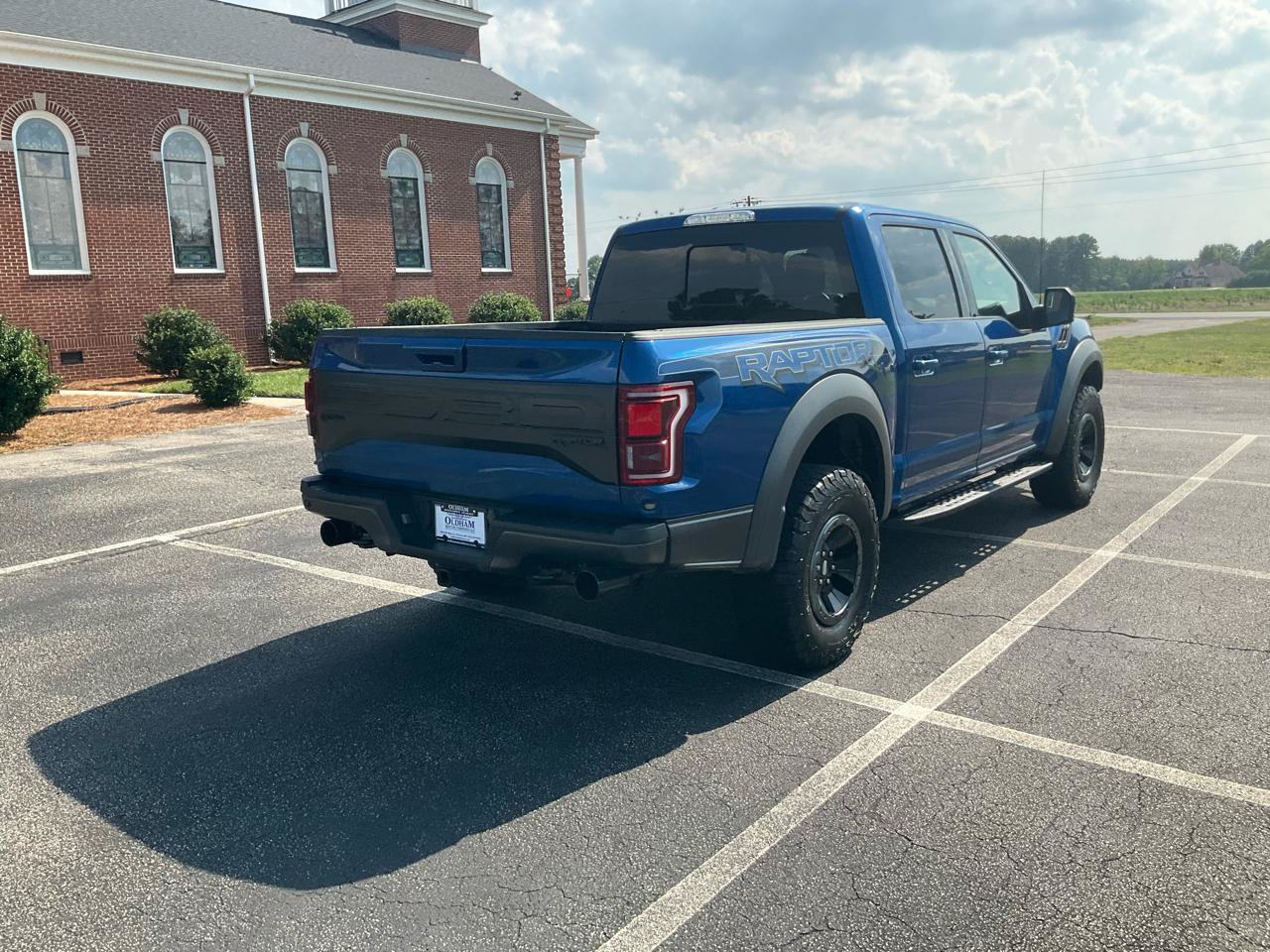 Used 2017 Ford F150 Raptor w/ Equipment Group 802A Luxury AWD/4WD image 5