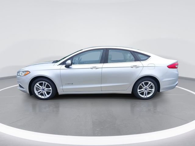 Used 2018 Ford Fusion S FWD image 2