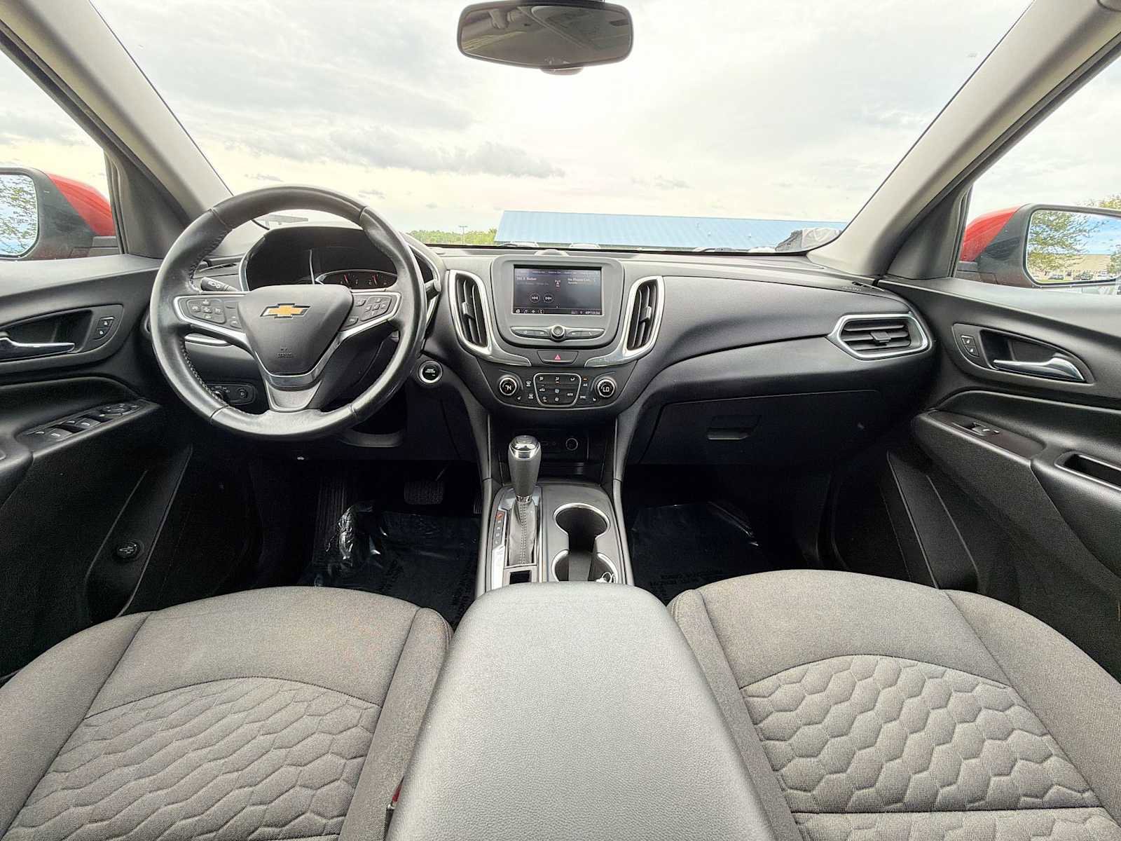 Used 2020 Chevrolet Equinox LT FWD image 12