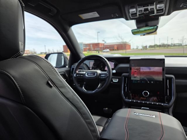 New 2026 GMC Yukon XL AT4 Ultimate AWD/4WD image 52