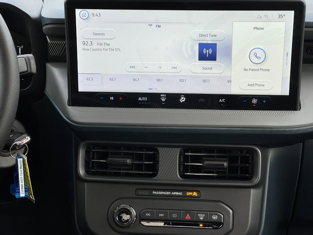 New 2025 Ford Maverick XL image 8