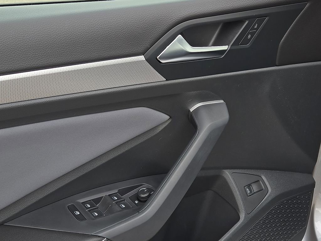 New 2026 Volkswagen Jetta SE image 15