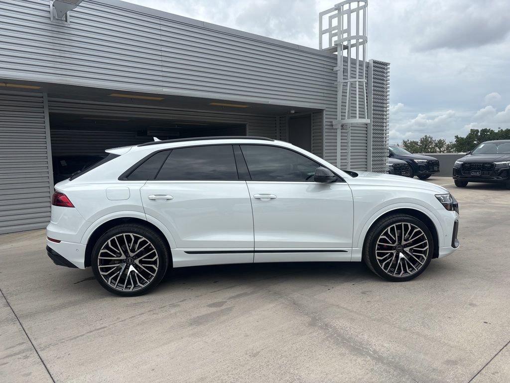 New 2026 Audi SQ8 Prestige AWD/4WD image 4