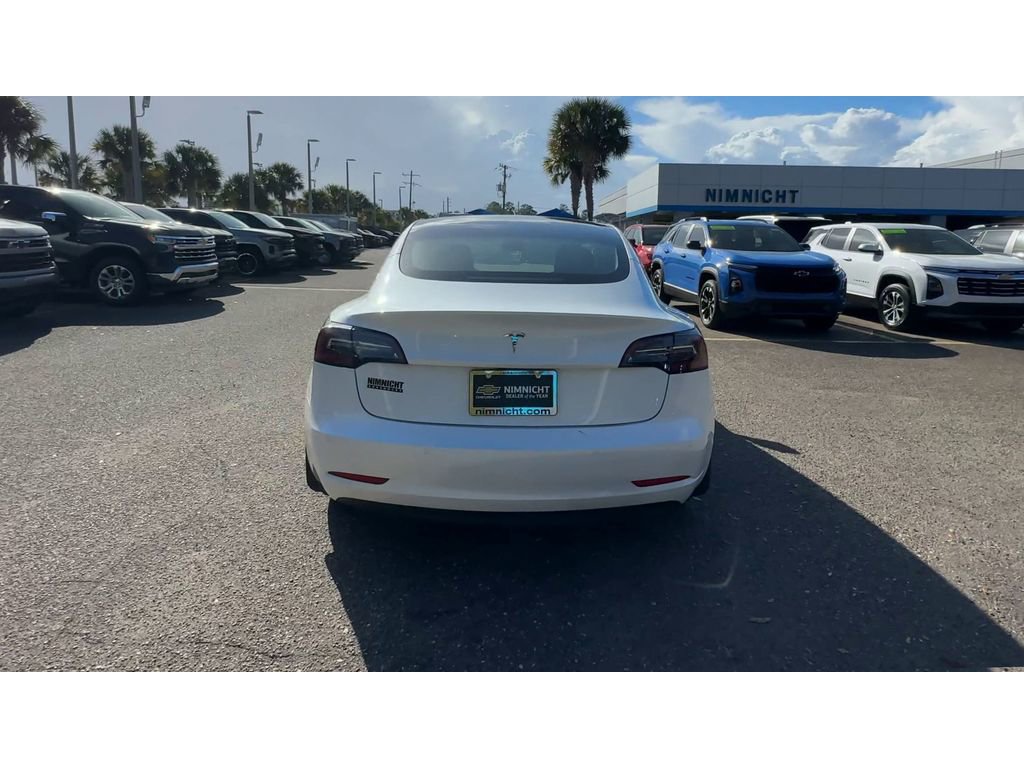 Used 2021 Tesla Model 3 Standard Range Plus image 3