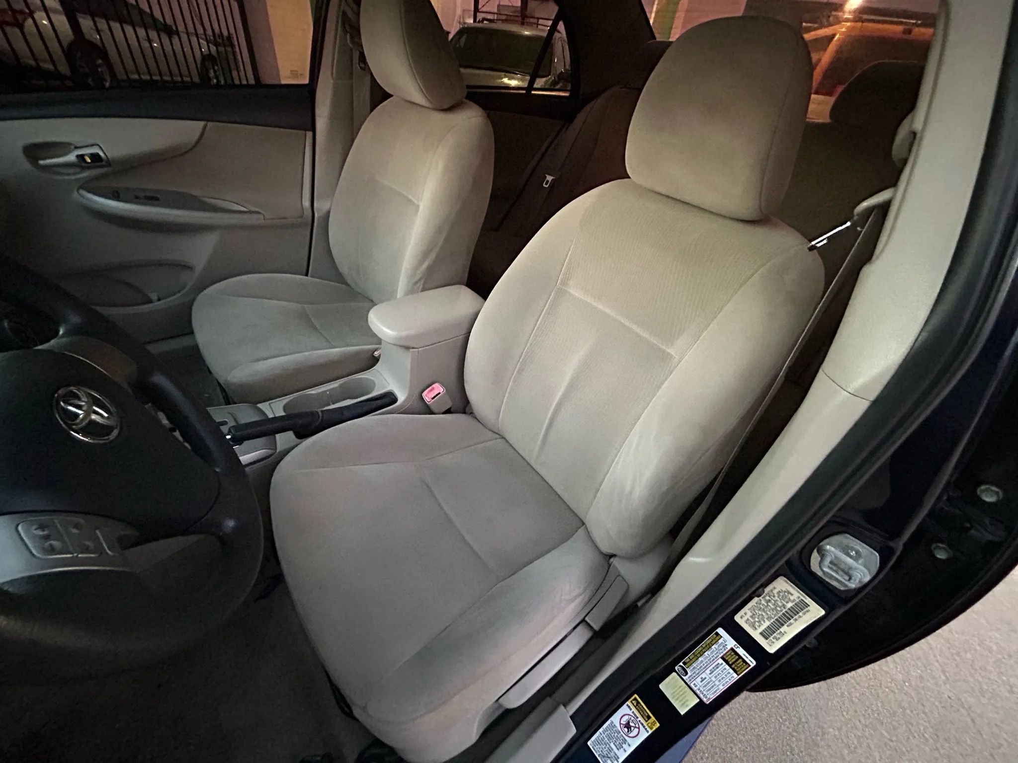 Used 2012 Toyota Corolla LE image 10