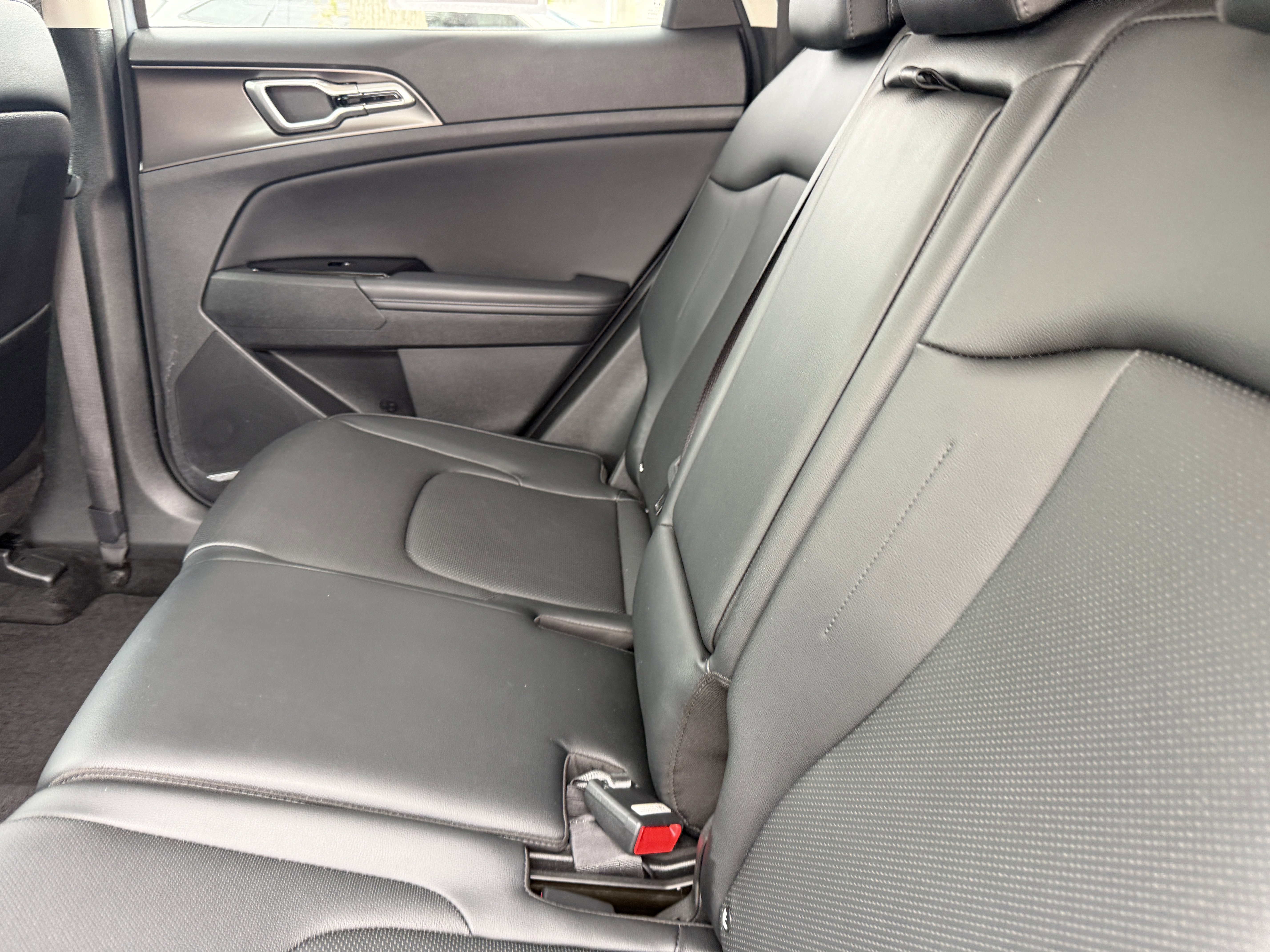 Certified 2023 Kia Sportage EX image 17