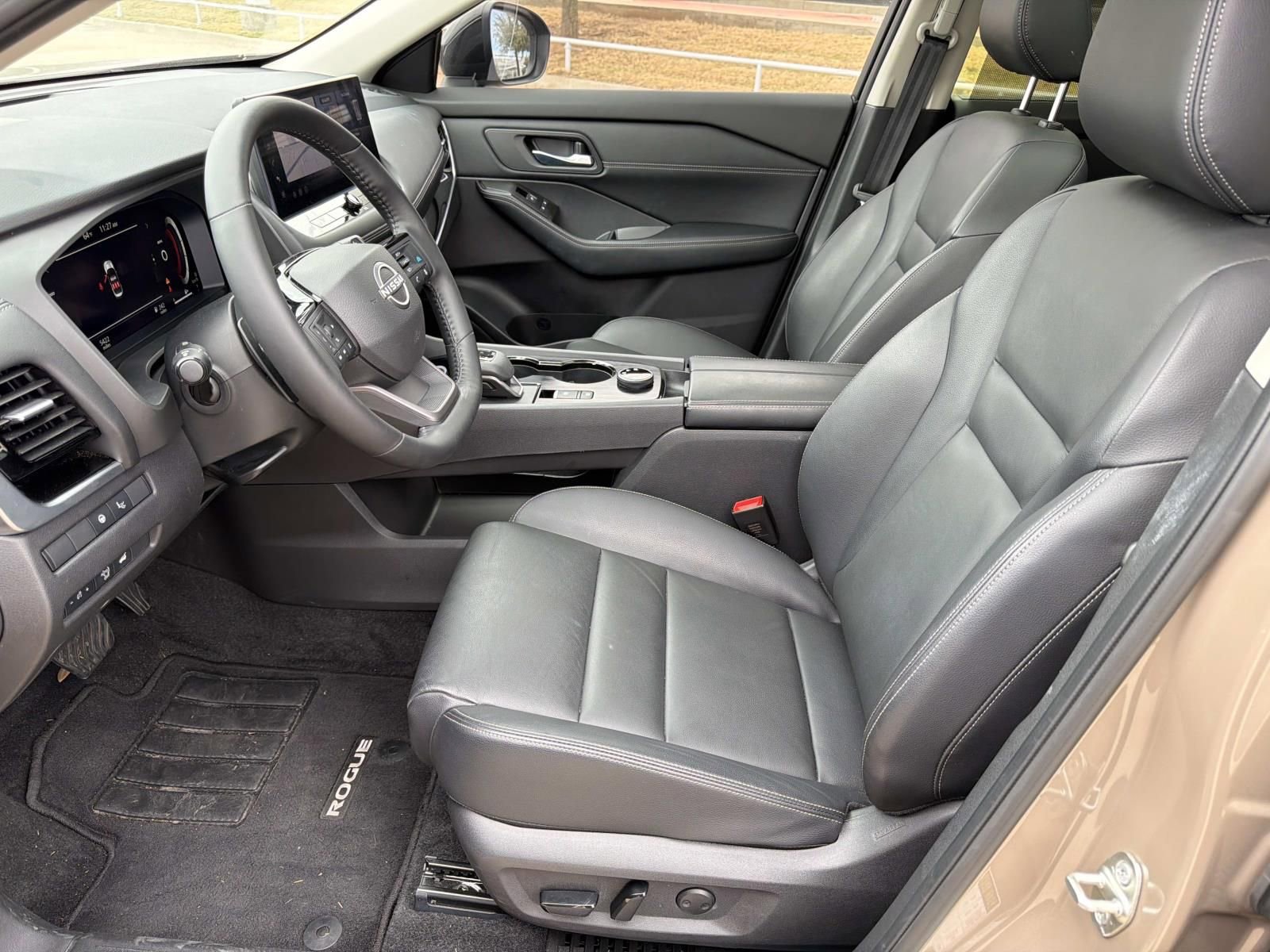 Certified 2025 Nissan Rogue SL w/ SL Premium Package image 25