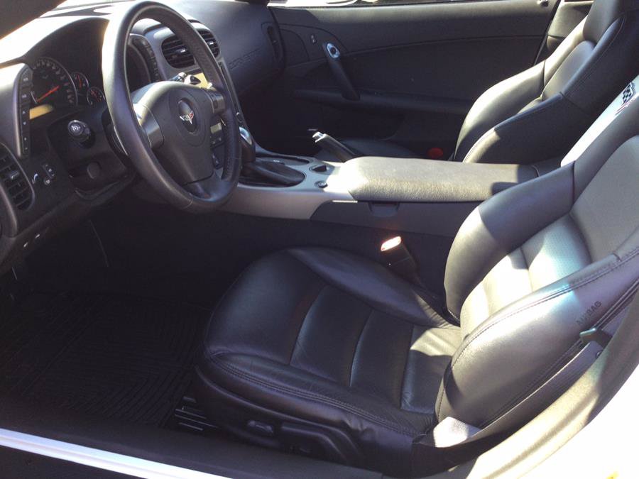 Used 2007 Chevrolet Corvette Convertible w/ Preferred Equipment Group RWD image 25